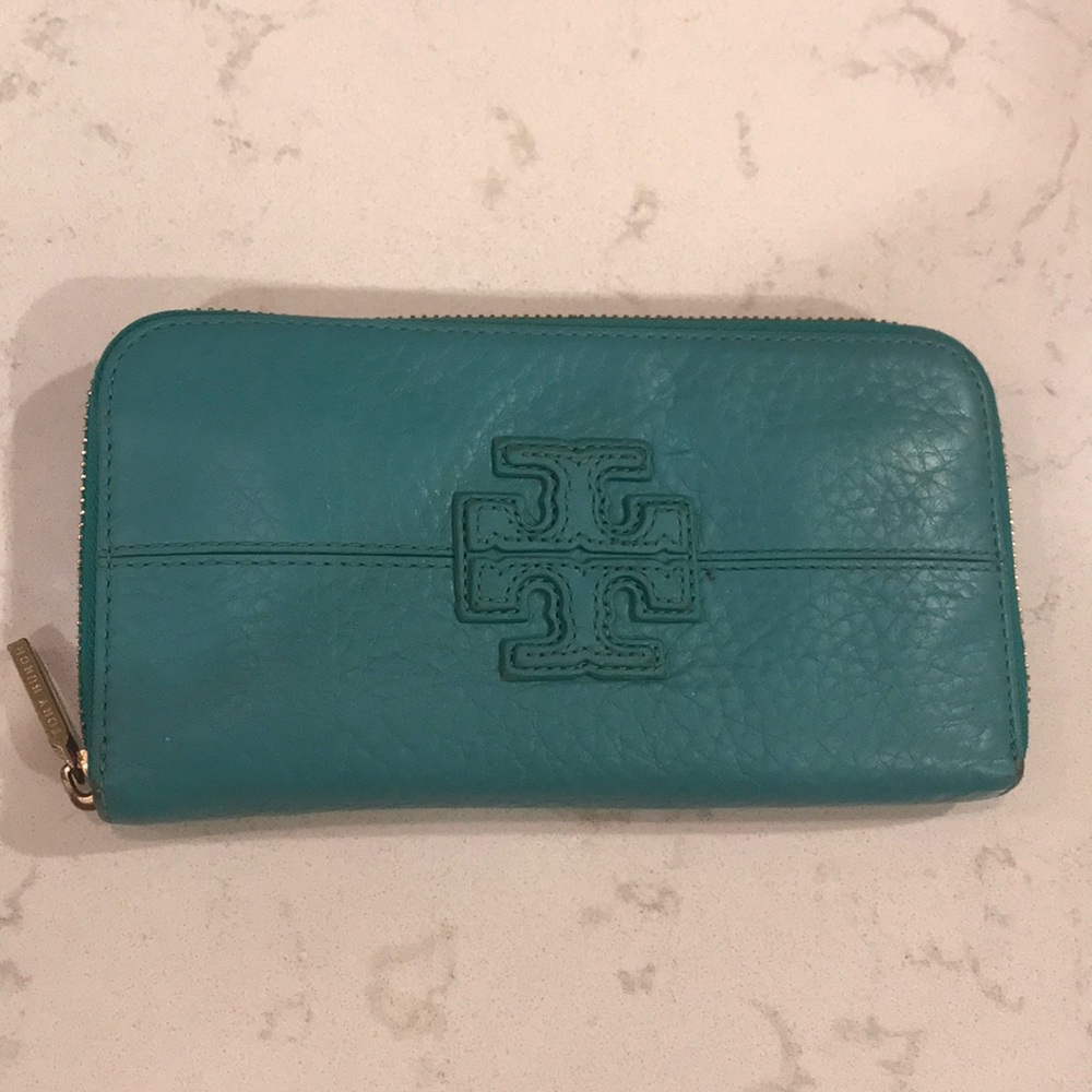 Tory Burch wallet